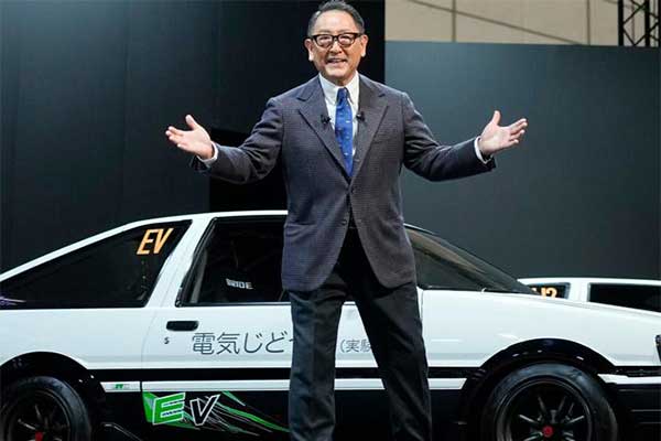 Akio Toyoda Believes Sport Cars Must Powered By An Internal Combustion Engine