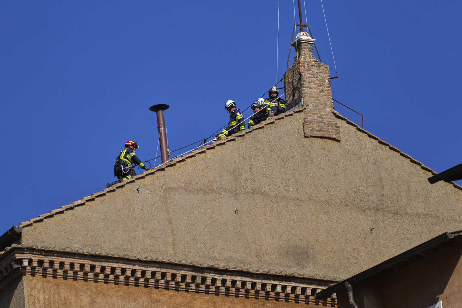 As the conclave nears, silence and a growing uncertainty reign