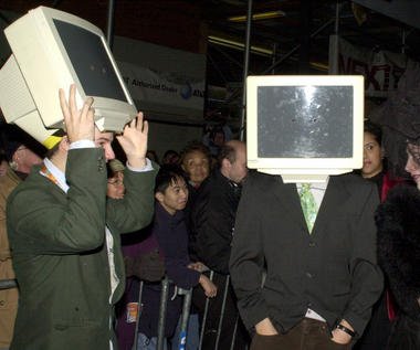 On This Day, May 4: Love Bug virus crashes computers across globe
