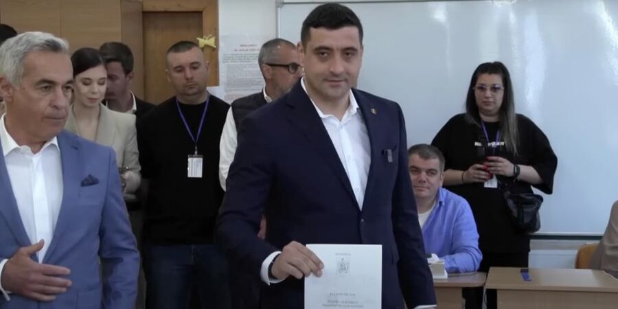 Romanian right-wing leader George Simion leads presidential race, faces runoff