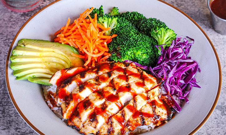 Claim Jumper Steakhouse & Bar Debuts “Frontier Fresh” Seasonal Menu Featuring Bold New Flavors and Fresh Ingredients