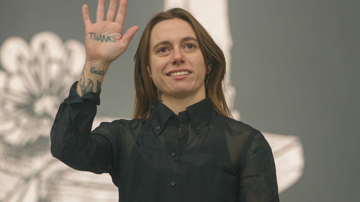 Julien Baker of Boygenius cancels tour with Torres for health reasons