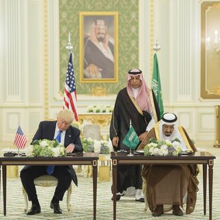 Trump seeking $1 trillion in deals during Gulf trip