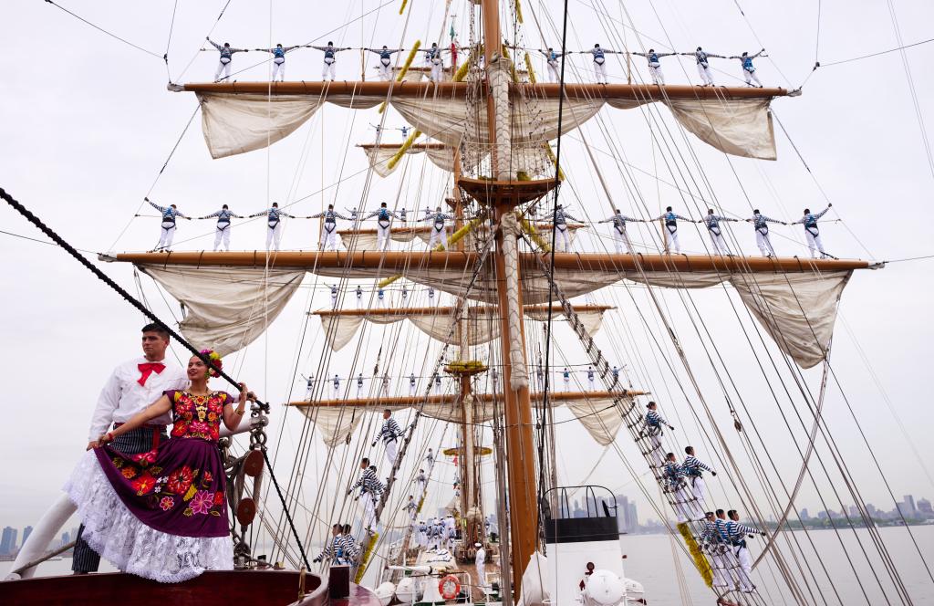 Spectacular scene as Mexican tall ship docks in NYC, giving sneak peek of blockbuster Sail4th celebration of America’s 250th
