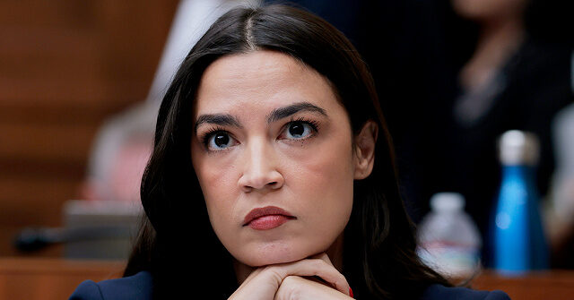 Ocasio-Cortez Warns: Trump Admin Will Have a ‘Problem’ if More Democrats Arrested