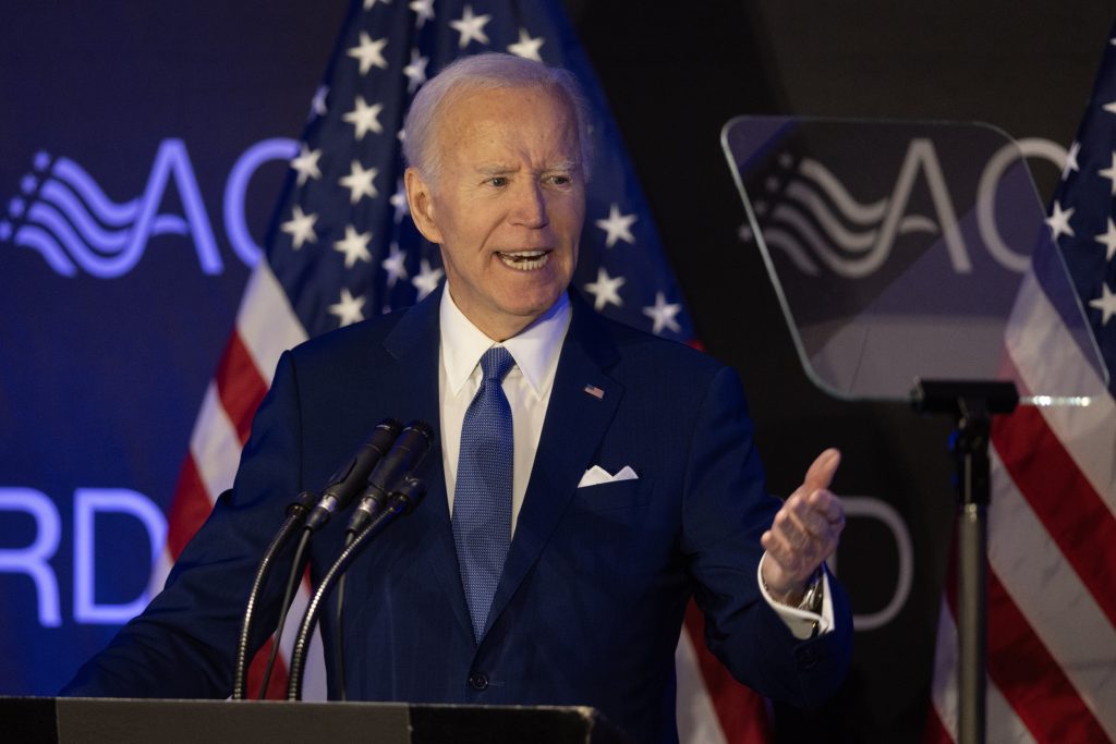 The Biggest Biden Bombshells From Jake Tapper and Alex Thompson’s New Book