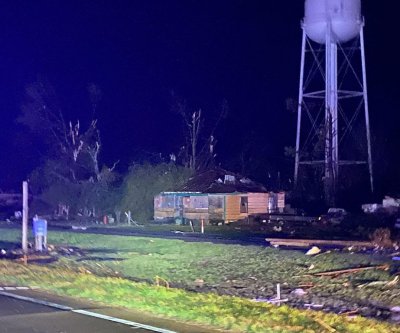 Severe weather bears down on Midwest and Plains states with tornadoes and hail