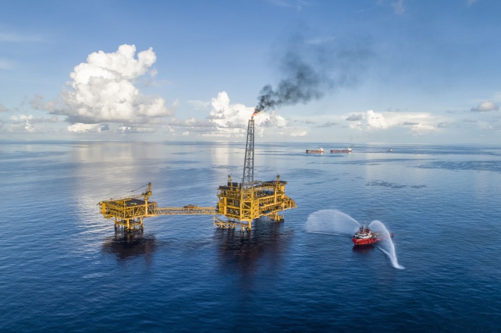 Petrovietnam and Gazprom outline drilling plans to boost gas production off Vietnam