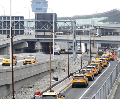 FAA, NTSB investigate close call at New York’s LaGuardia Airport