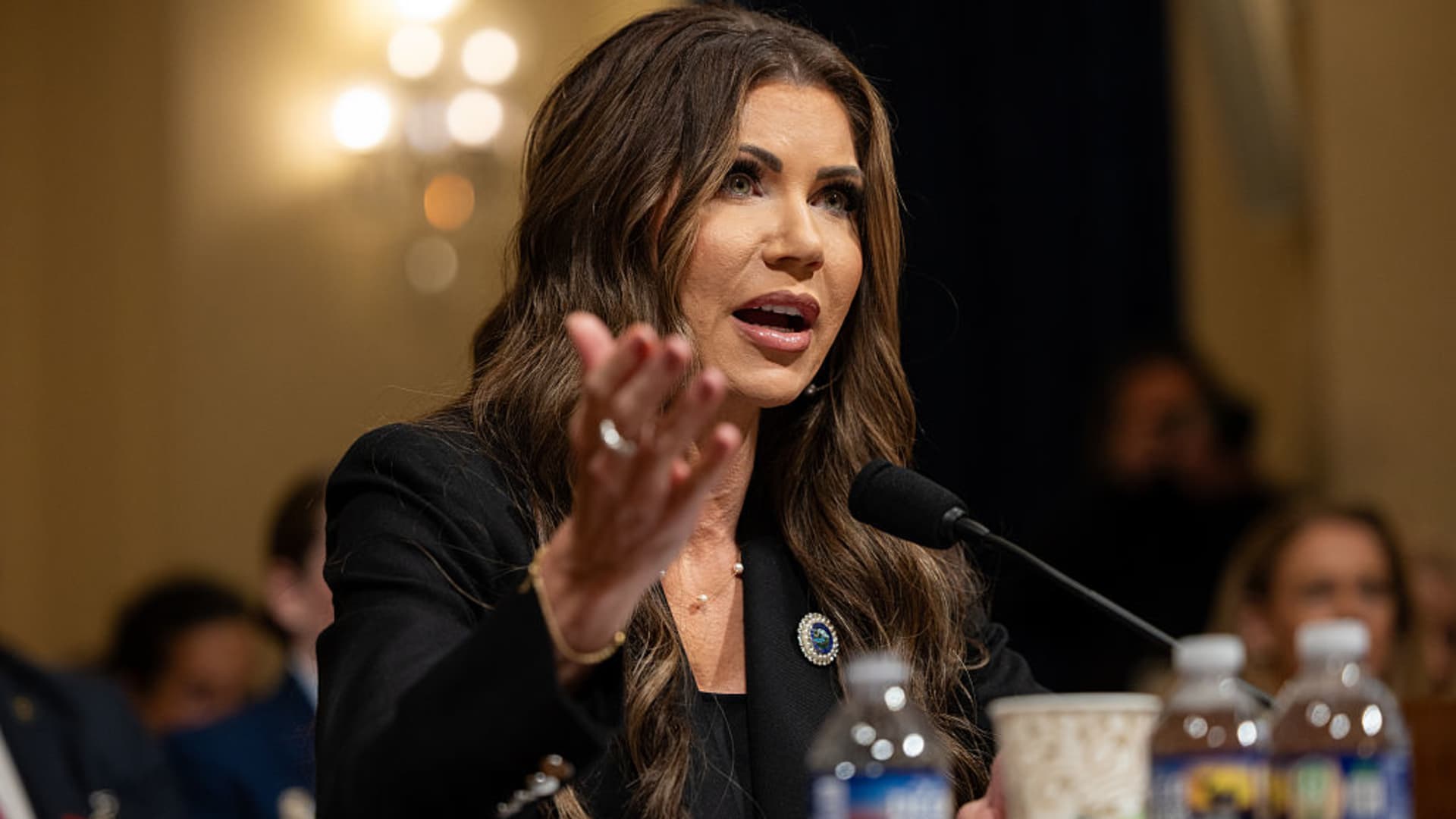 Noem says Trump can deport who he wants, botches what ‘habeas corpus’ means