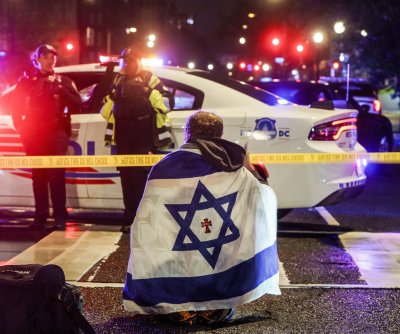 2 Israeli embassy staff shot dead outside D.C. Jewish museum; suspect in custody