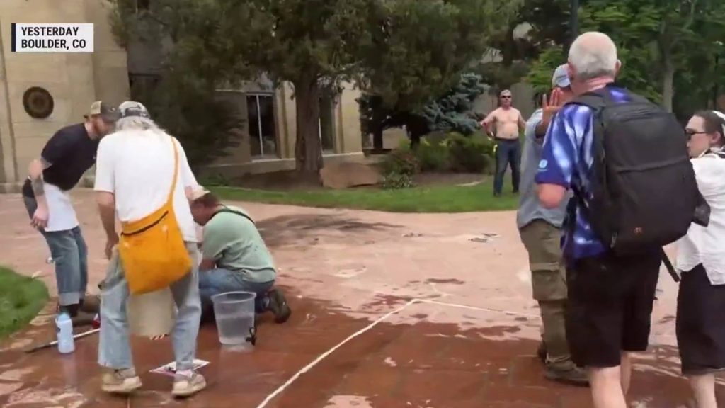 Eight injured in Colorado fire attack on marchers for awareness of Israeli hostages