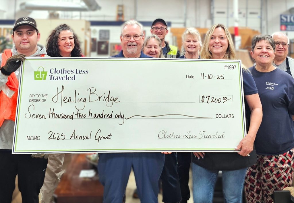Healing Bridge Clinic Receives $7,200 Grant from Clothes Less Traveled Thrift Shop for New Exam Room Equipment