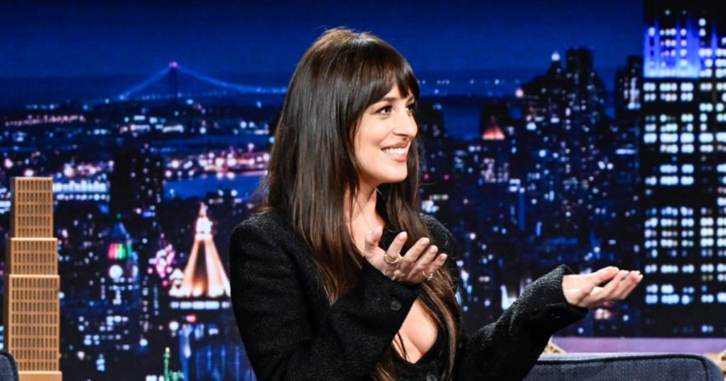 Dakota Johnson roasts herself for wearing ‘the wrong outfit’ on Jimmy Fallon