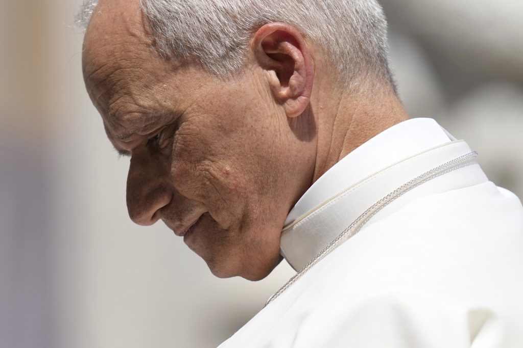 Pope Leo XIV and Putin discuss the war in Ukraine over the phone