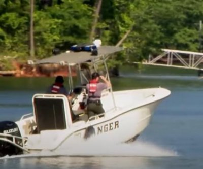 Teen’s body found after boat found circling on lake north of Atlanta